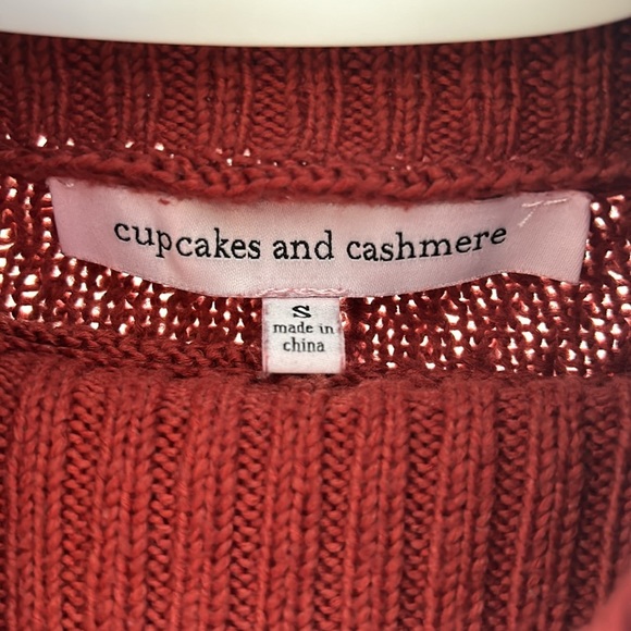 Cupcakes and Cashmere Crop Turtleneck - Picture 7 of 7